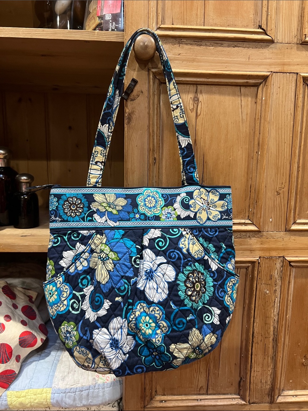 Vera Bradley Bucket Tote in Retired Mod Floral Blue Pattern